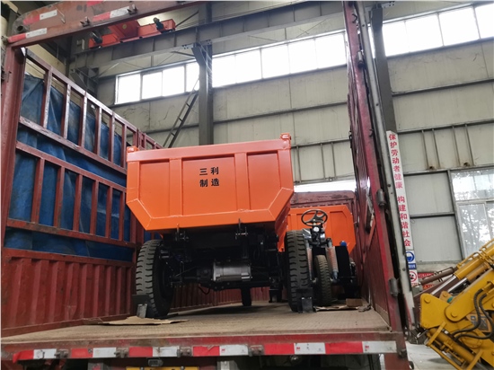 湖南岳陽(yáng)電動(dòng)三輪車(chē)發(fā)貨